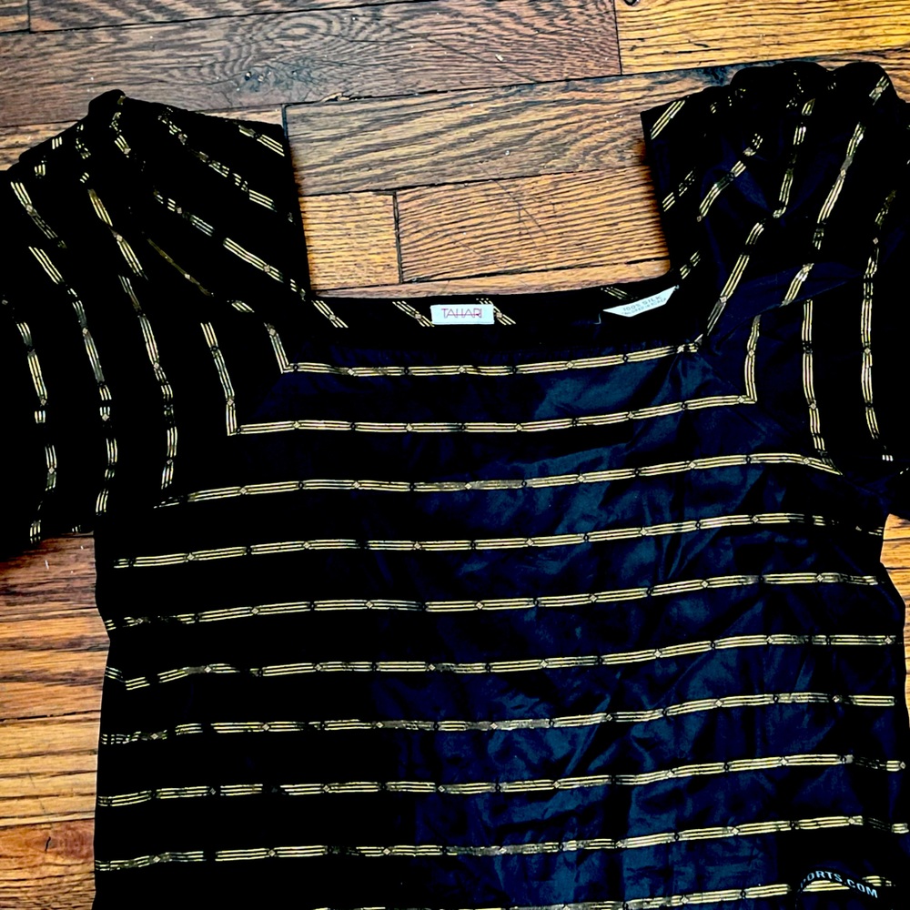RARE vintage Tahari 80’s style black silk top with amazing ruched puff sleeves - Picture 8 of 9